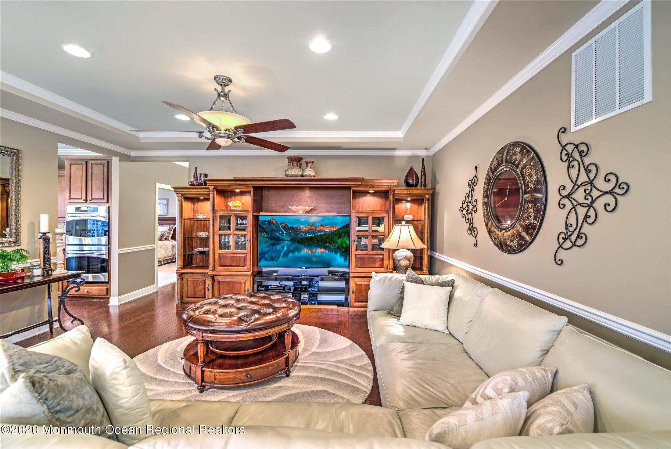22 Day Star Road Manalapan, NJ 07726 - Photo 9 of 66 LIVING ROOM