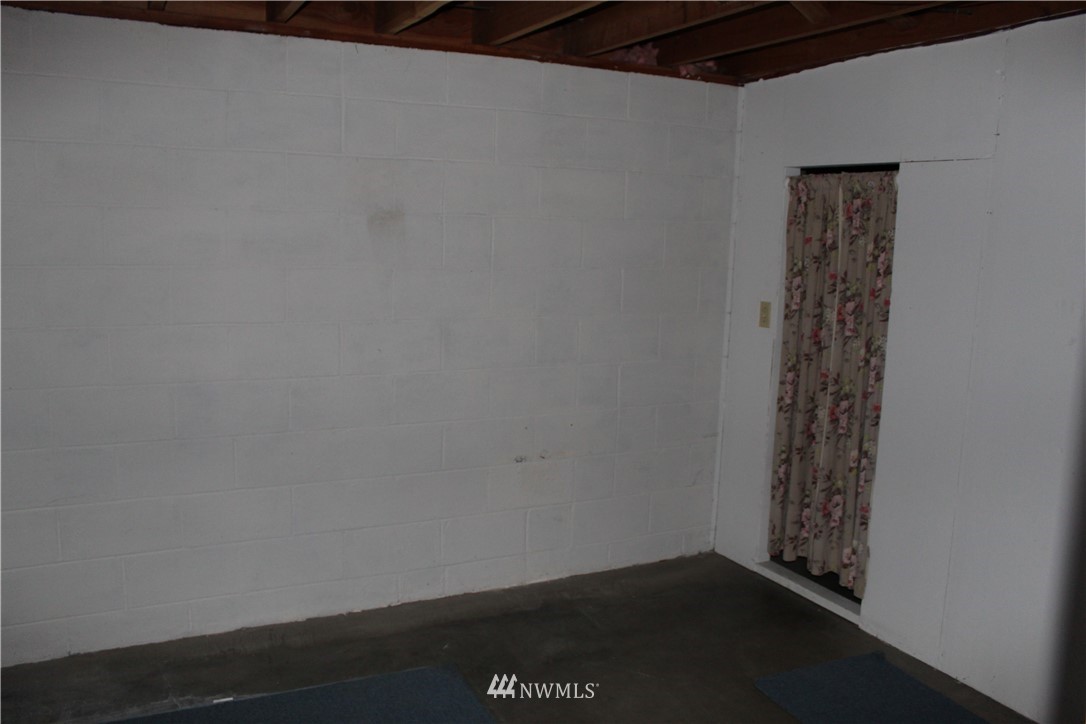 37 Middle Lane Road Omak, WA 98841 - Photo 14 of 25