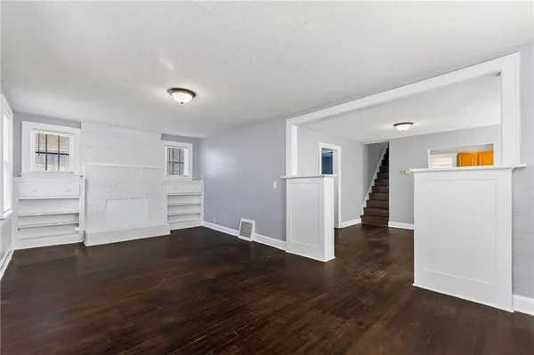 $175,000 | 1915 South Overton Avenue, Independence, MO 64052