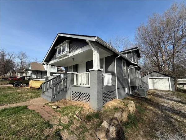 $175,000 | 1915 South Overton Avenue, Independence, MO 64052