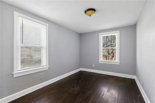 $195,000 | 1915 South Overton Avenue, Independence, MO 64052