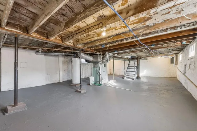 $195,000 | 1915 South Overton Avenue, Independence, MO 64052