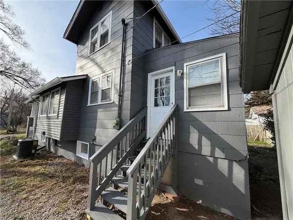 $175,000 | 1915 South Overton Avenue, Independence, MO 64052