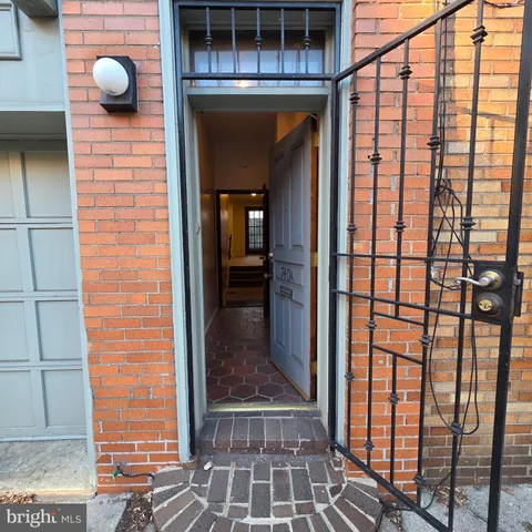 $1,100 | 740 East Passyunk Avenue, Unit A, Philadelphia, PA 19147