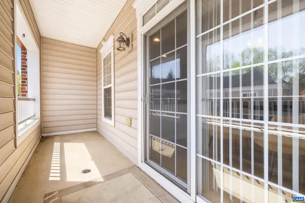 $299,900 | 1051 Glenwood Station Lane, Unit 102, Charlottesville, VA 22901
