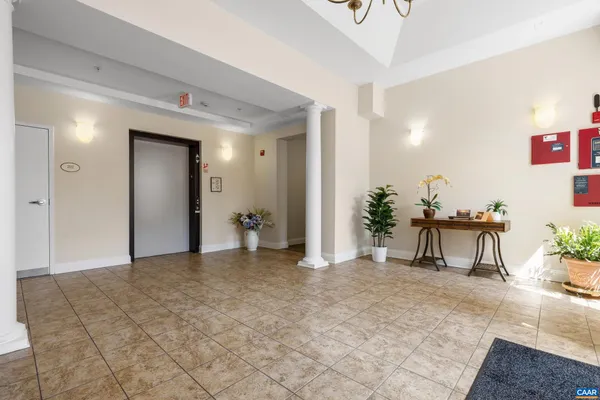 $299,900 | 1051 Glenwood Station Lane, Unit 102, Charlottesville, VA 22901
