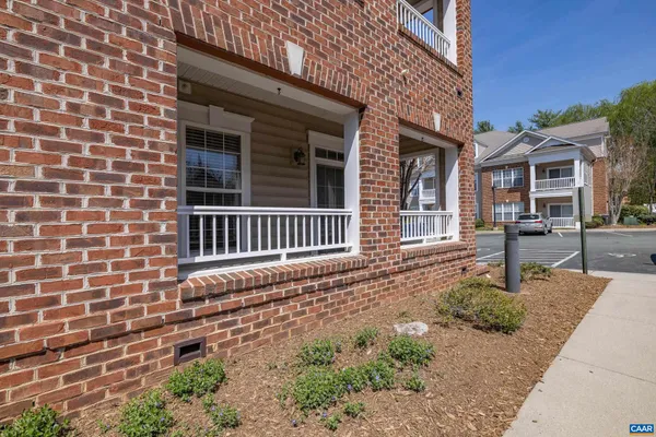 $299,900 | 1051 Glenwood Station Lane, Unit 102, Charlottesville, VA 22901