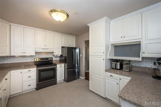 $345,000 | 3644 Crestview Drive, Hillsboro, MO 63050