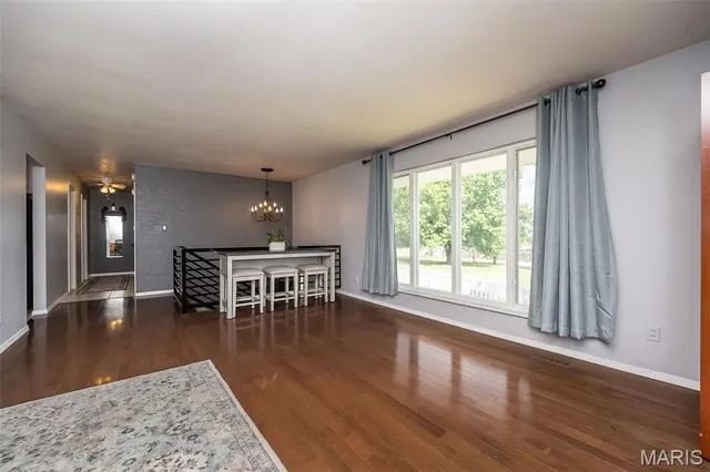 $345,000 | 3644 Crestview Drive, Hillsboro, MO 63050