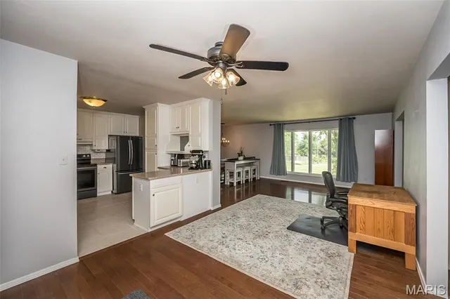 $345,000 | 3644 Crestview Drive, Hillsboro, MO 63050