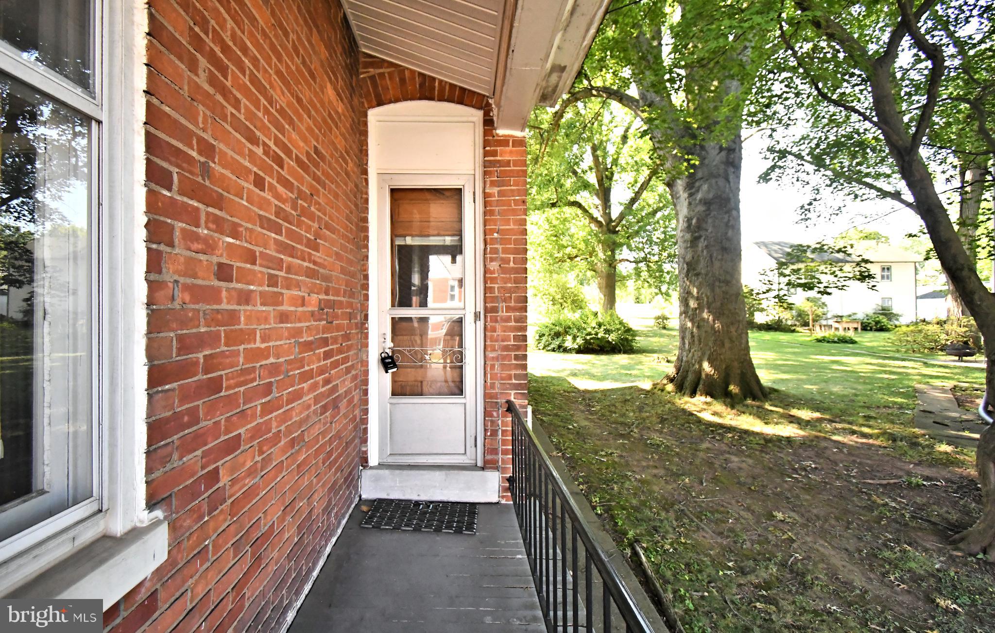 406 Broad Street Spring City, PA 19475 - Photo 7 of 53 Front Porch