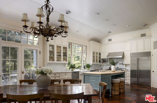 $19,995,000 | 2041 Mandeville Canyon Road, Los Angeles, CA 90049