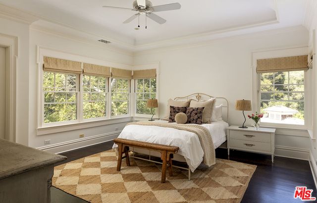 $19,995,000 | 2041 Mandeville Canyon Road, Los Angeles, CA 90049