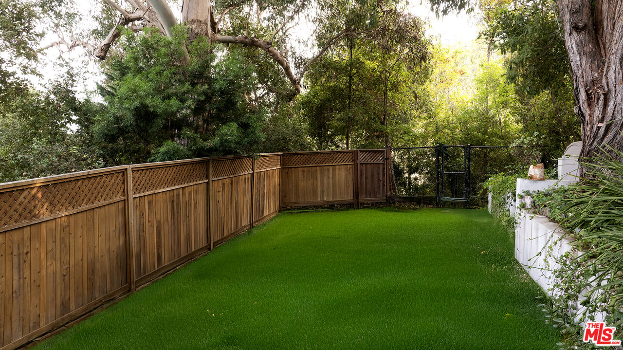 2041 Mandeville Canyon Road Los Angeles, CA 90049 - Photo 45 of 45