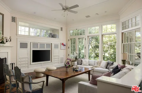 $19,995,000 | 2041 Mandeville Canyon Road, Los Angeles, CA 90049