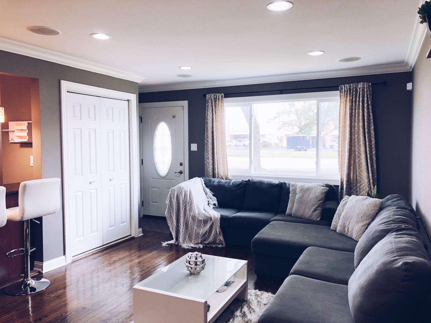 5410 State Road Burbank, IL 60459 - Photo 2 of 27