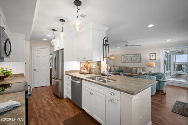 $934,900 | 129 Captain John Fripp Villa Fripp Island, Fripp Island, SC 29920