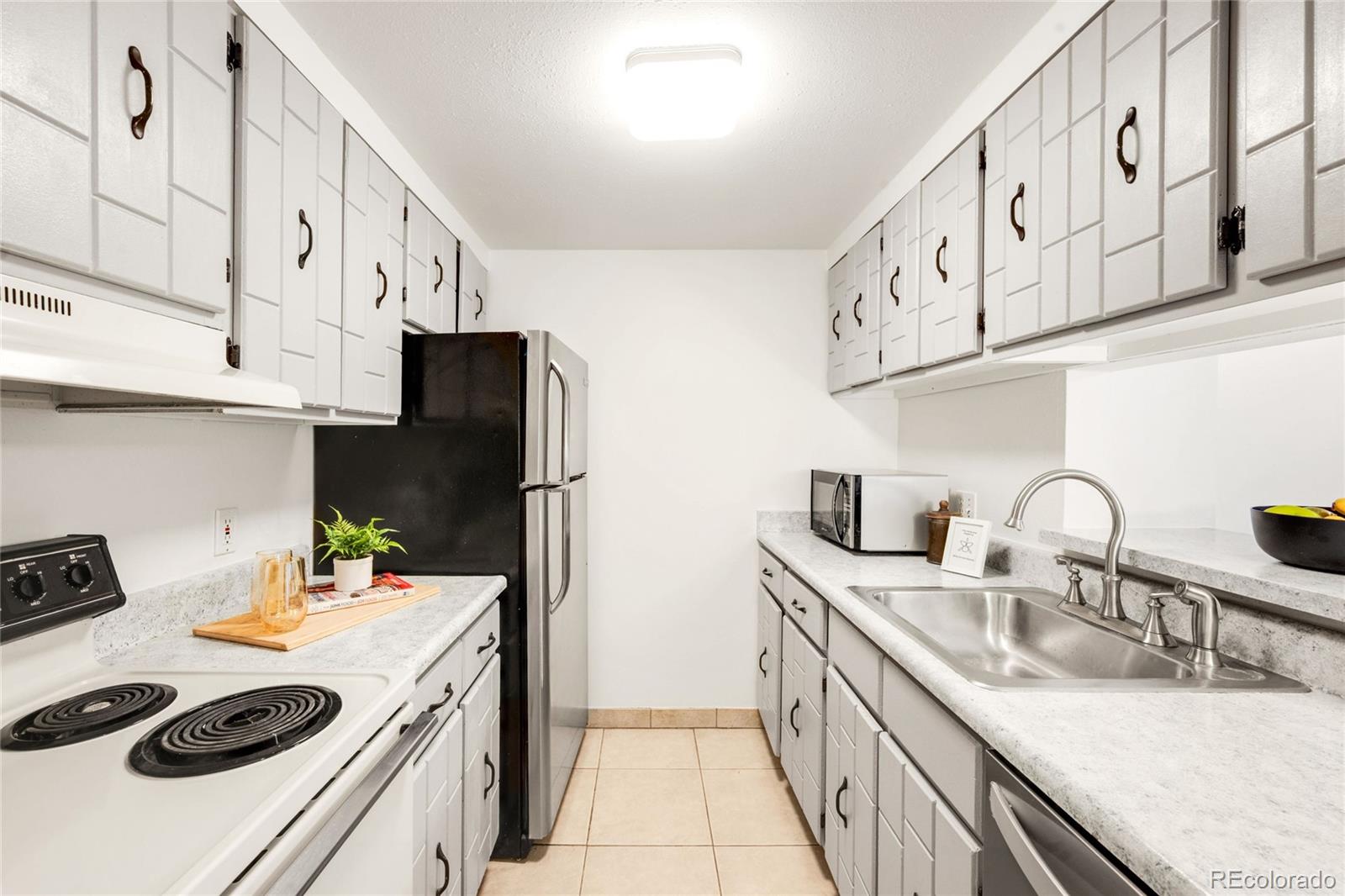 1365 Columbine Street, Unit 103 Denver, CO 80206 - Photo 14 of 35