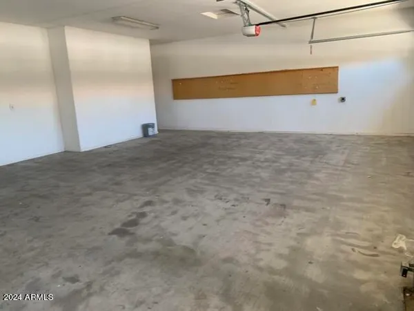 $3,000 | 2073 East Jade Drive, Chandler, AZ 85286