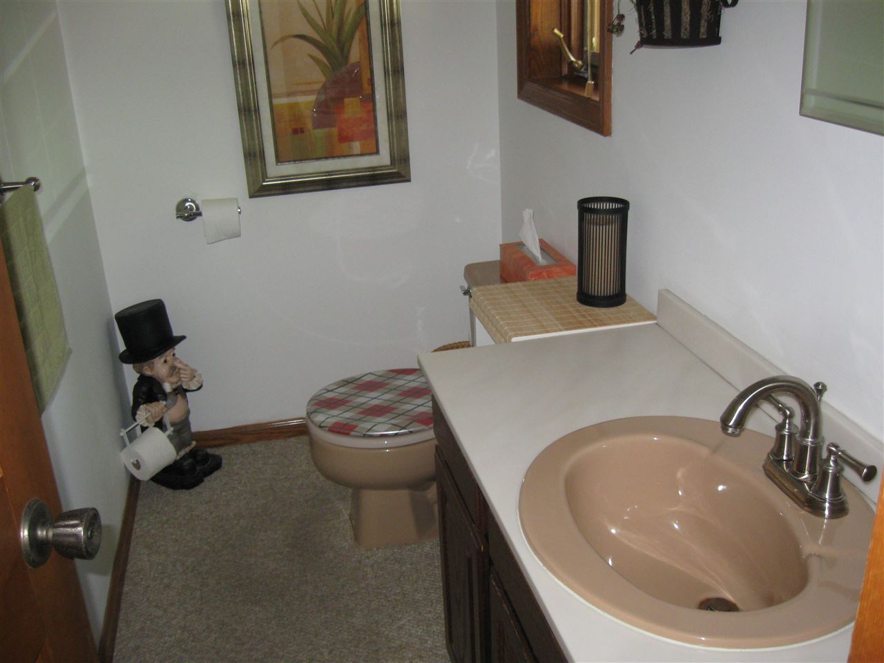 1212 Riverside Drive Owosso, MI 48867 - Photo 12 of 29 31320593-11.JPG