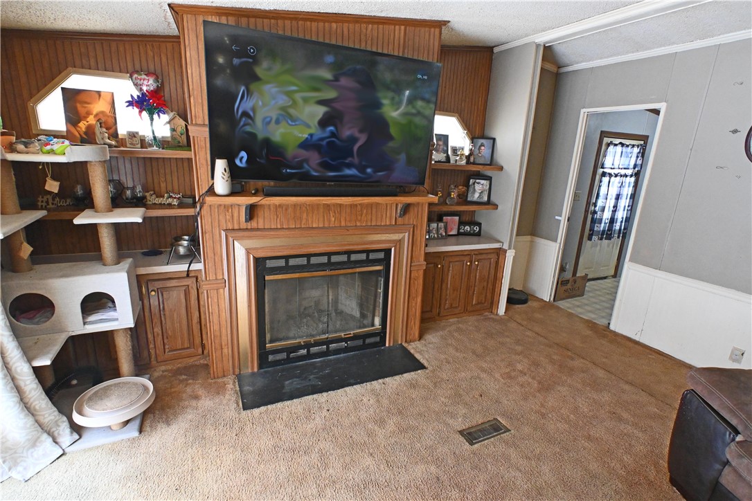 268 Laurel Hill Road Erin, NY 14838 - Photo 11 of 17 Living Room