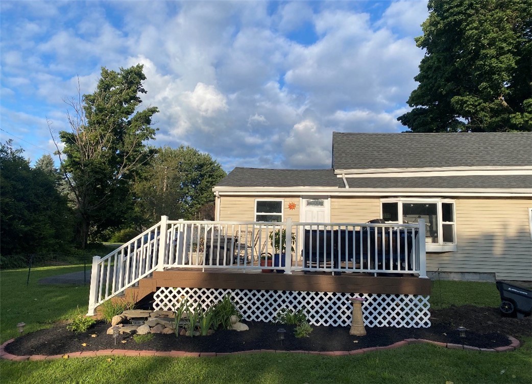 1647 Salt Road Penfield, NY 14526 - Photo 24 of 36