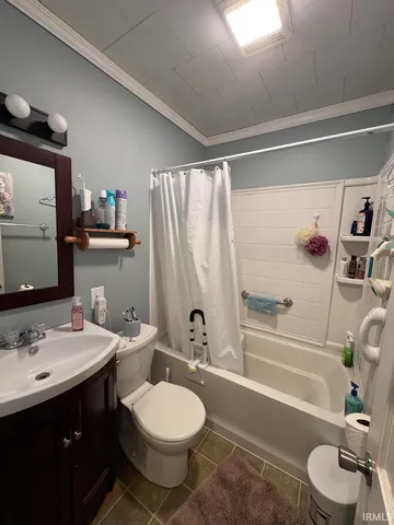 $125,000 | 130 Earle Street, Crane, IN 47522