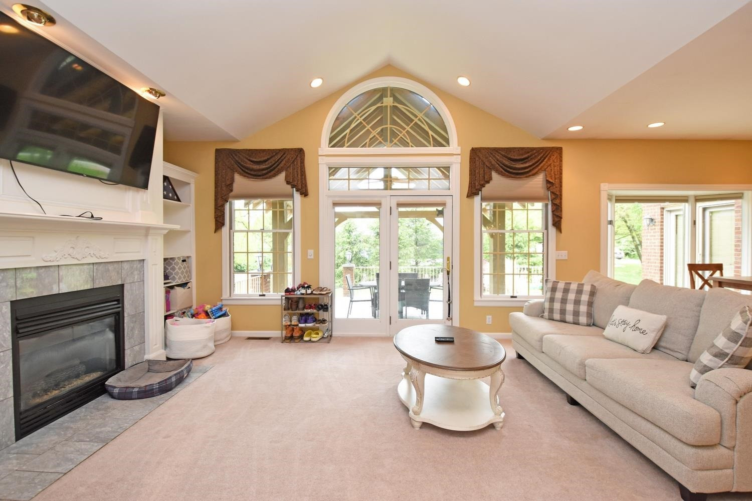 1043 Robertson Road Fort Mitchell, KY 41017 - Photo 7 of 50 Gallery Image 7