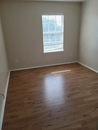 $2,500 | 7915 Summerfern Court, Cypress, TX 77433