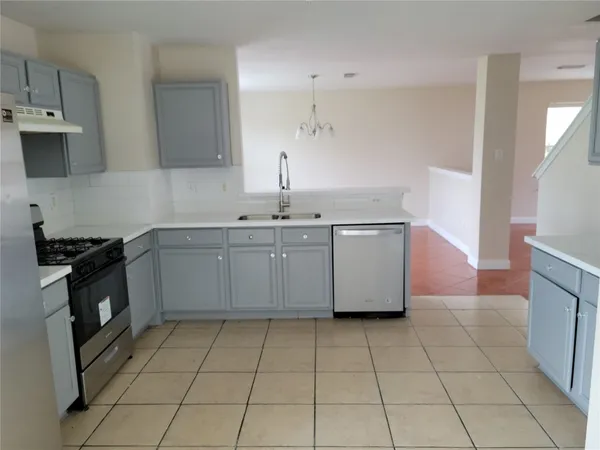 $2,500 | 7915 Summerfern Court, Cypress, TX 77433