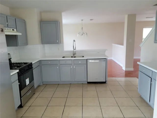 $2,700 | 7915 Summerfern Court, Cypress, TX 77433