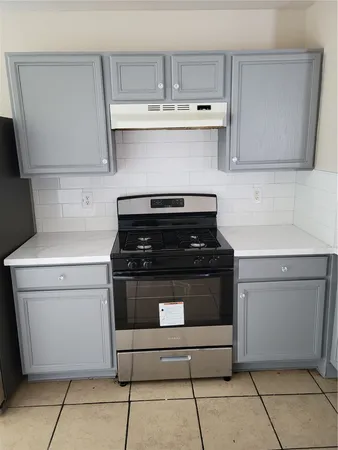 $2,600 | 7915 Summerfern Court, Cypress, TX 77433