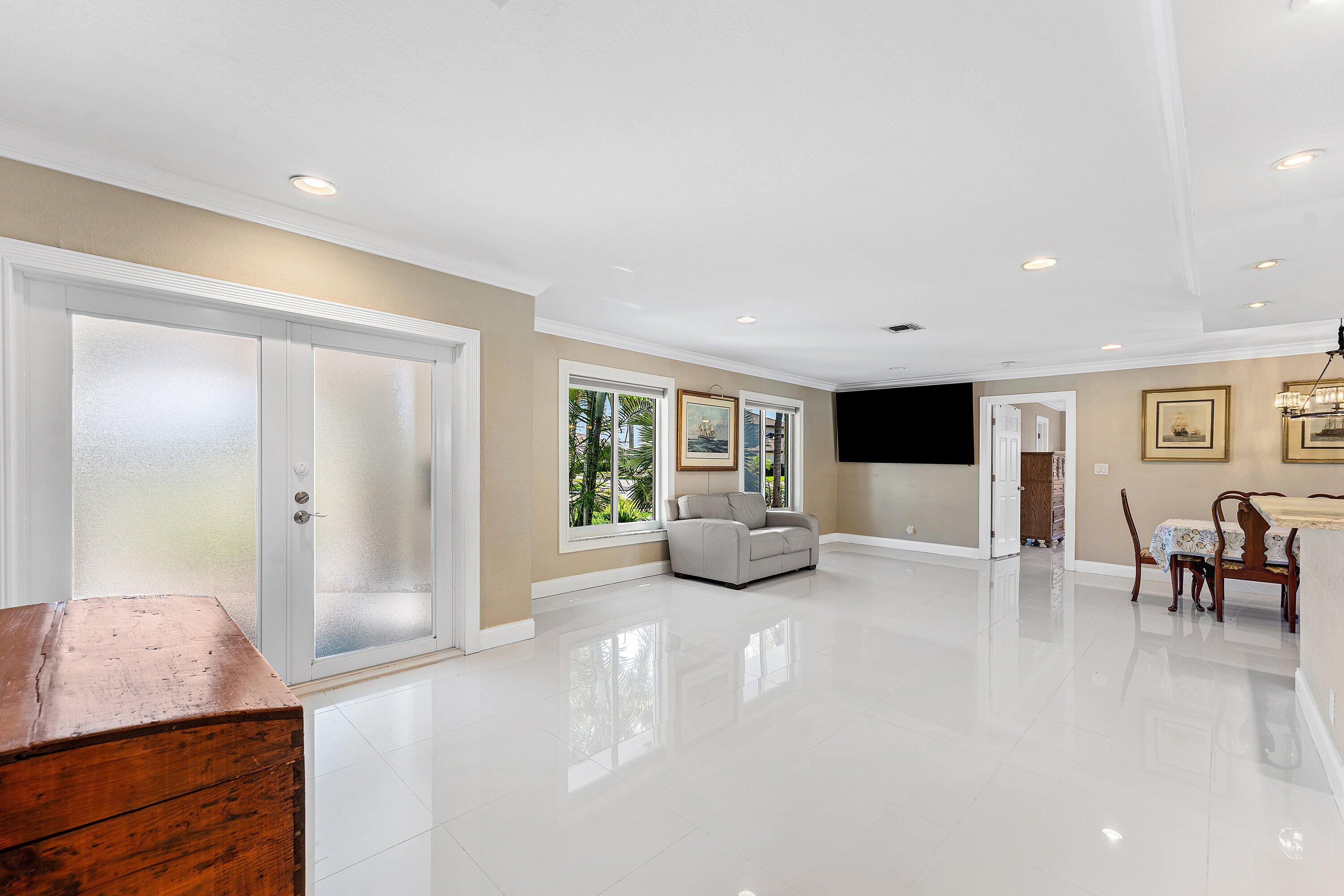 1219 Southeast 15th Avenue Deerfield Beach, FL 33441 - Photo 12 of 48 1219 SE 15th Ave