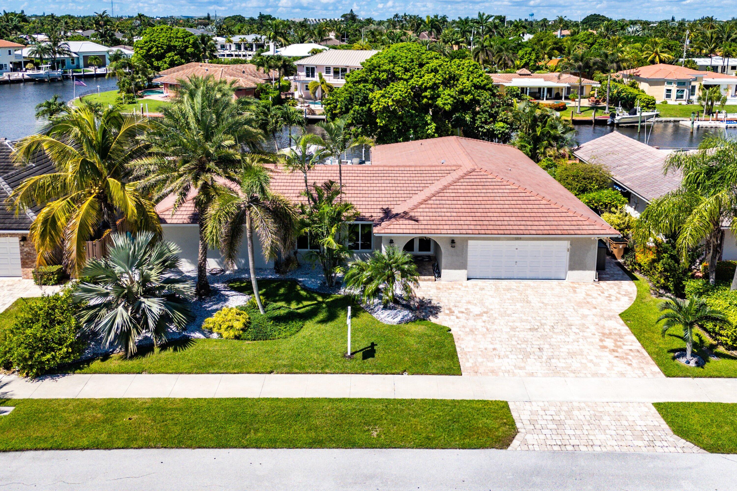 1219 Southeast 15th Avenue Deerfield Beach, FL 33441 - Photo 4 of 48 1219 SE 15th Ave