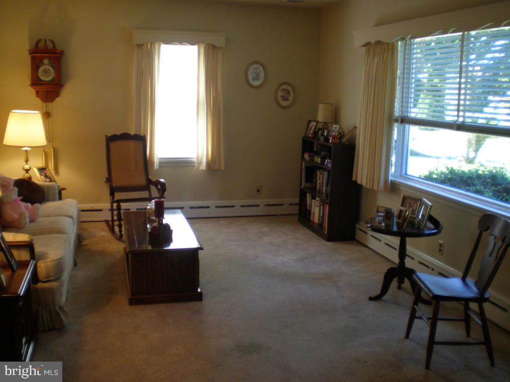 127 Oakview Road Lancaster, PA 17602 - Photo 13 of 50 Gallery Image 13