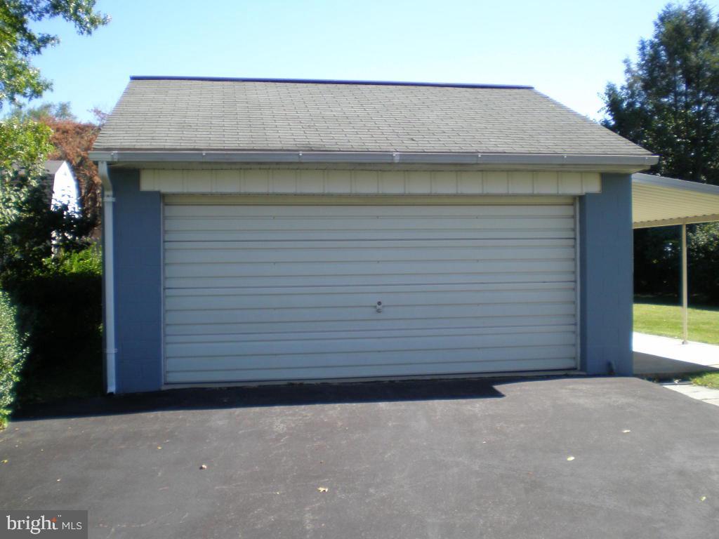 127 Oakview Road Lancaster, PA 17602 - Photo 42 of 50 Gallery Image 42