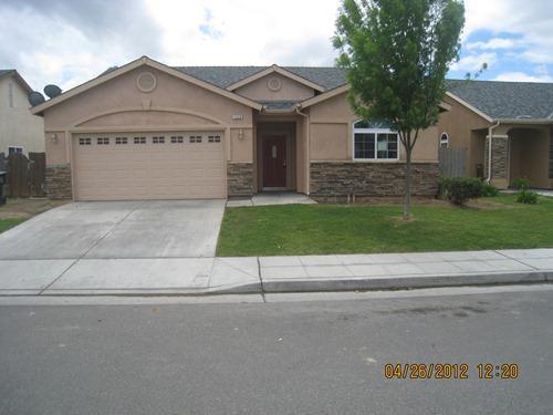 1030 Perkins Road Madera, CA 93637 - Photo 1 of 4 Gallery Image 1