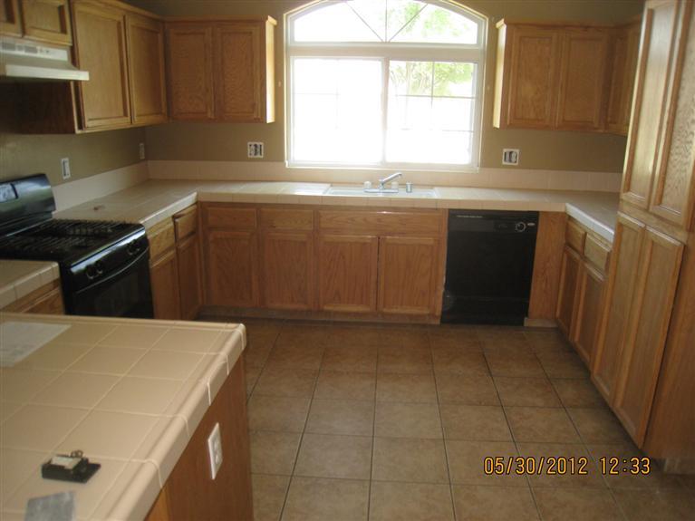 1030 Perkins Road Madera, CA 93637 - Photo 3 of 4 Gallery Image 3