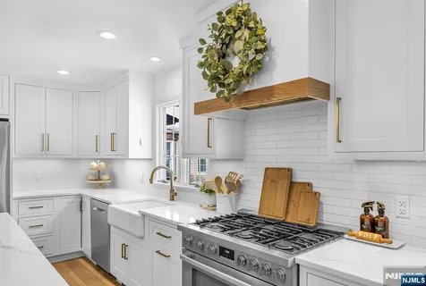 $1,400,000 | 15 Cobbler Lane, Mahwah, NJ 07430