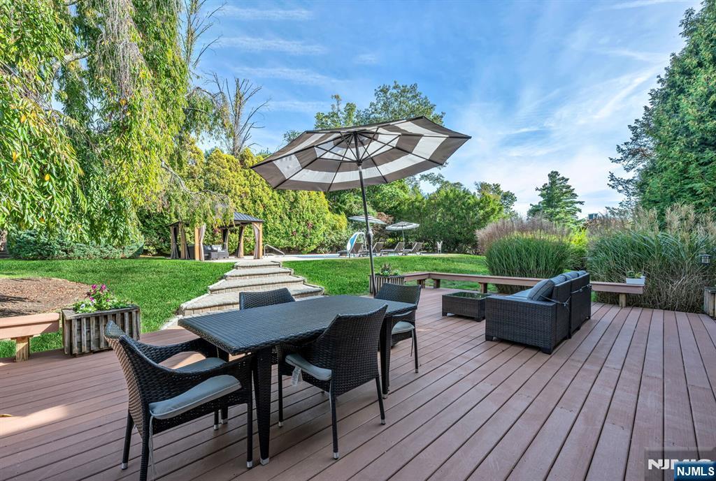 15 Cobbler Lane Mahwah, NJ 07430 - Photo 38 of 50 a view of a roof deck with furniture