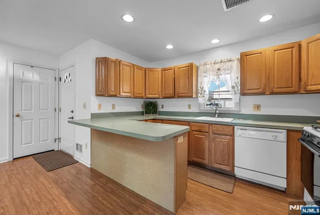 $1,400,000 | 15 Cobbler Lane, Mahwah, NJ 07430