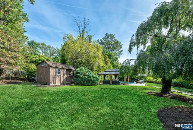 $1,400,000 | 15 Cobbler Lane, Mahwah, NJ 07430