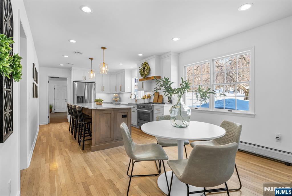 15 Cobbler Lane Mahwah, NJ 07430 - Photo 10 of 50 a dining room with furniture and window