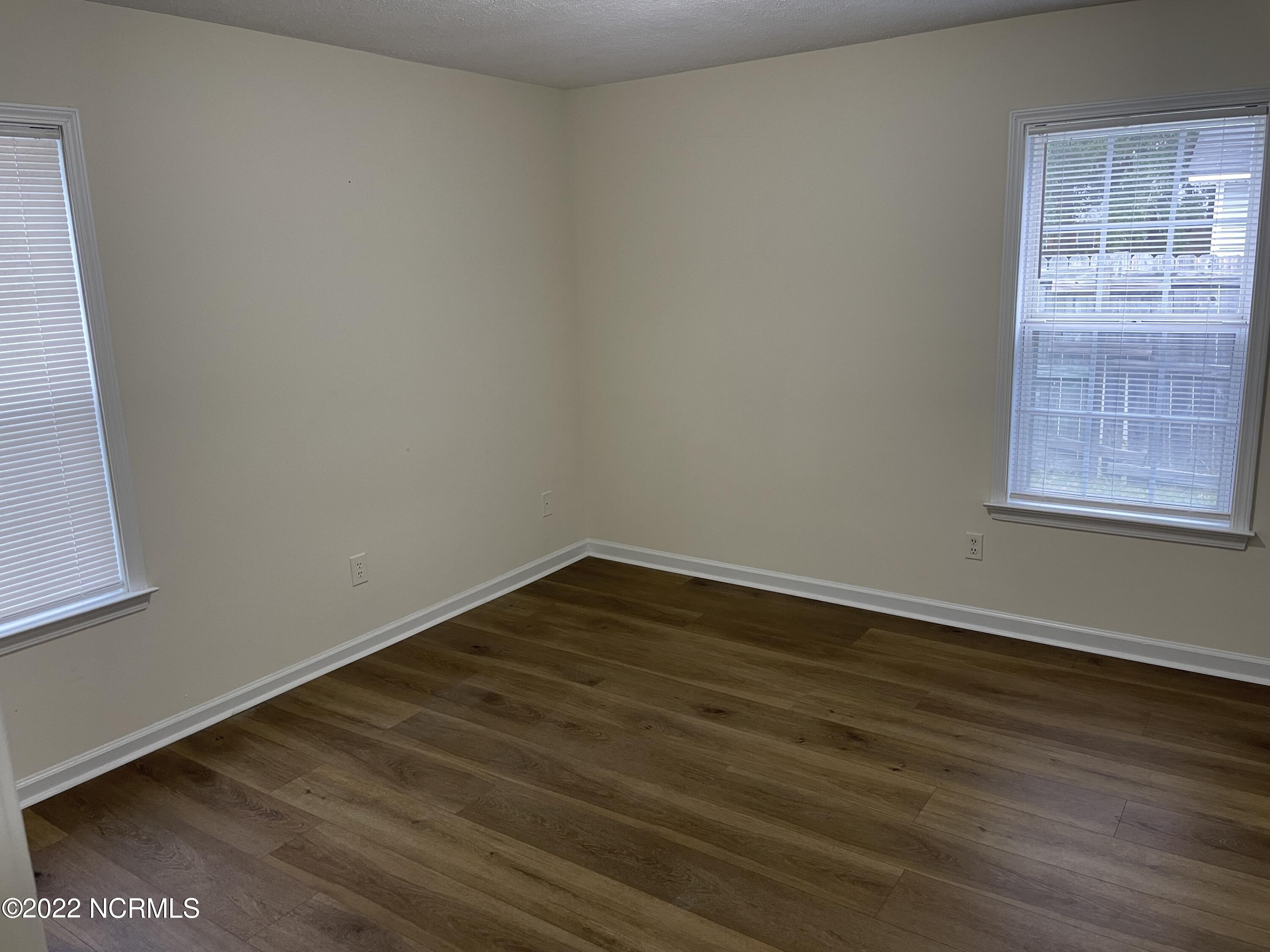 404 Beasley Road Wilmington, NC 28409 - Photo 9 of 11 IMG_8631