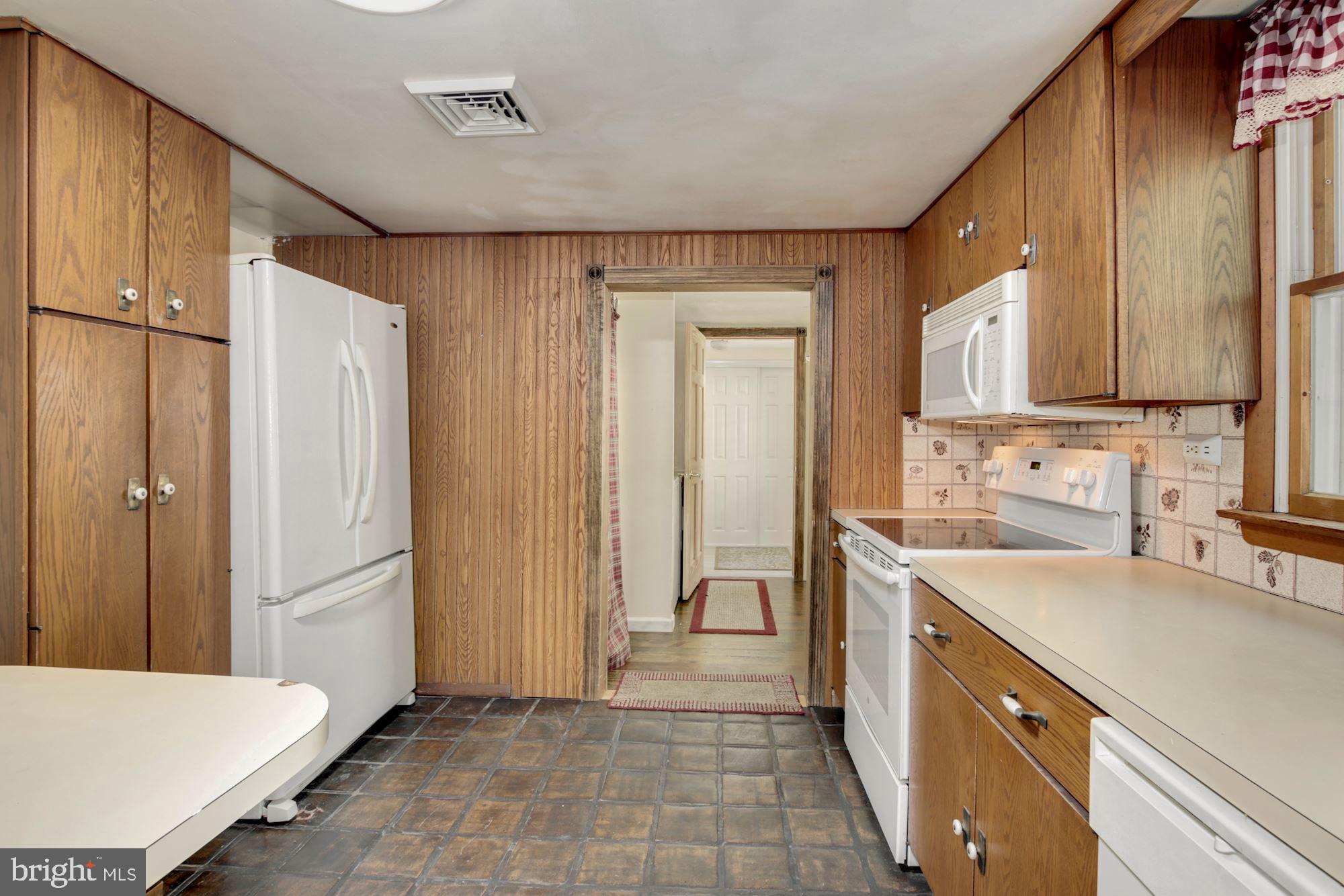 2560 Broadlane Road Williamstown, NJ 08094 - Photo 8 of 47 Gallery Image 8