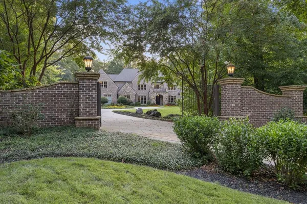 $6,250,000 | 439 Tara Trail Northwest, Sandy Springs, GA 30327
