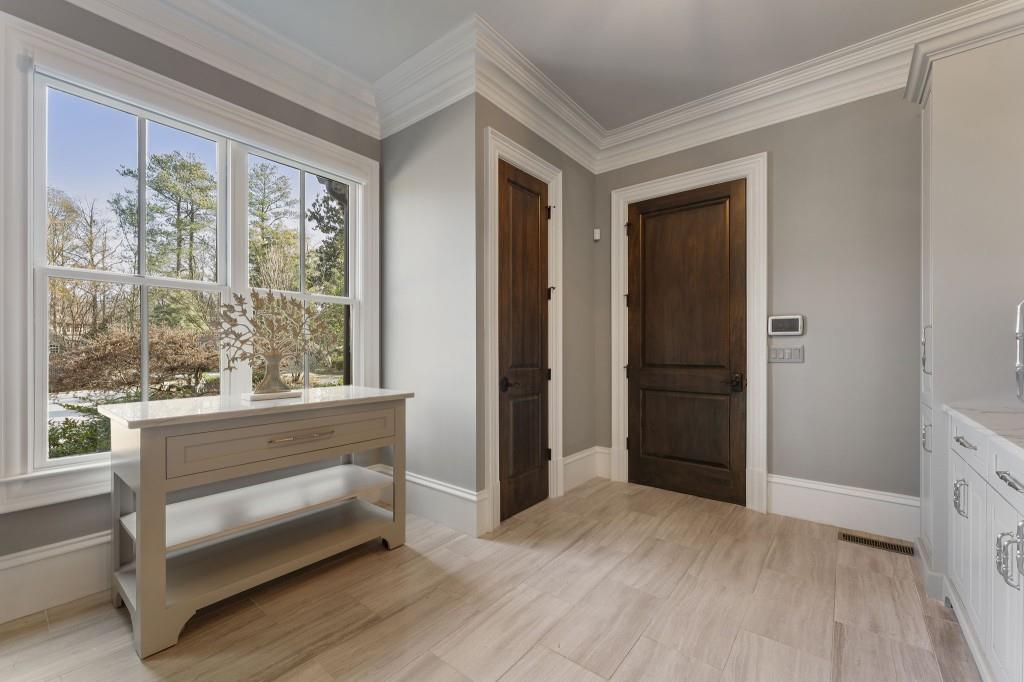 439 Tara Trail Northwest Sandy Springs, GA 30327 - Photo 15 of 74