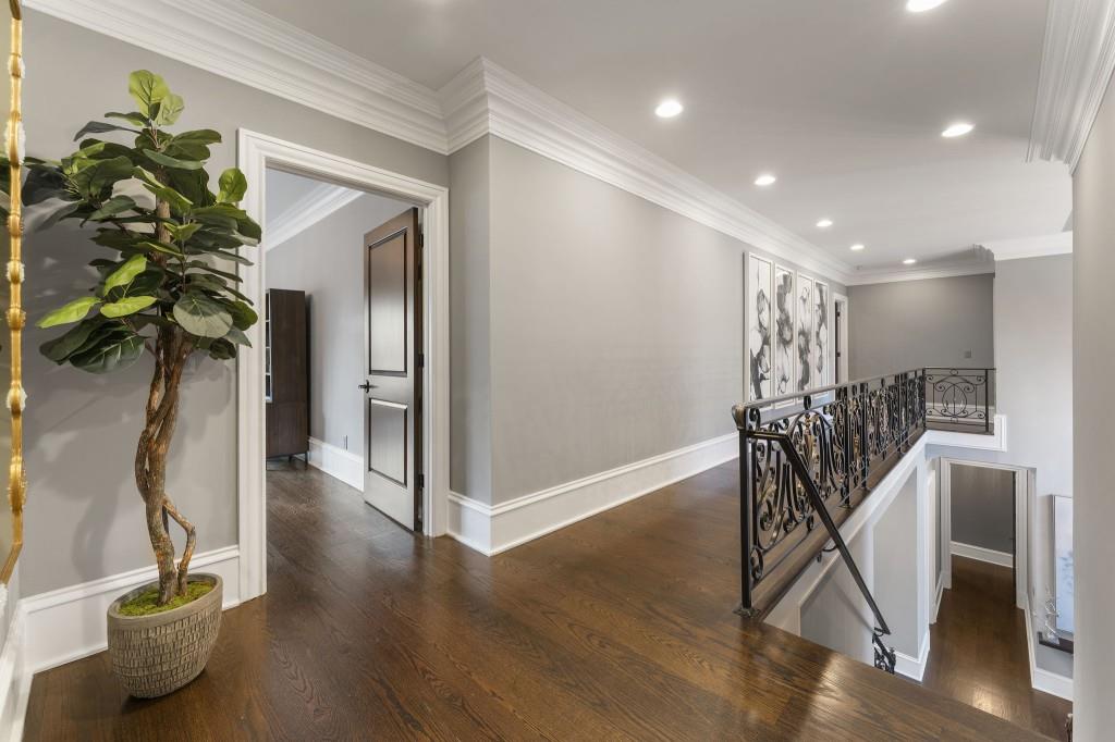 439 Tara Trail Northwest Sandy Springs, GA 30327 - Photo 29 of 74