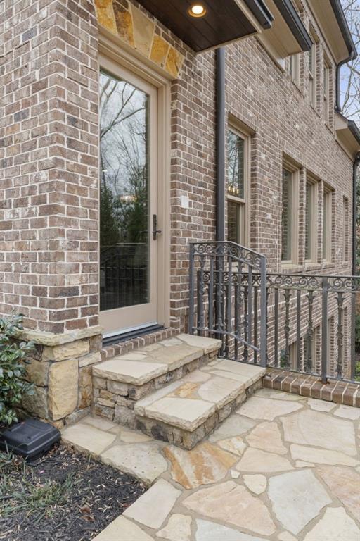 439 Tara Trail Northwest Sandy Springs, GA 30327 - Photo 54 of 74