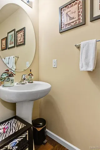 $269,500 | 332 Willott Square Drive, St. Peters, MO 63376